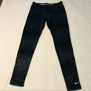 NIKE PRO COMBAT BLACK LEGGINGS- WOMENS SIZE MEDIUM